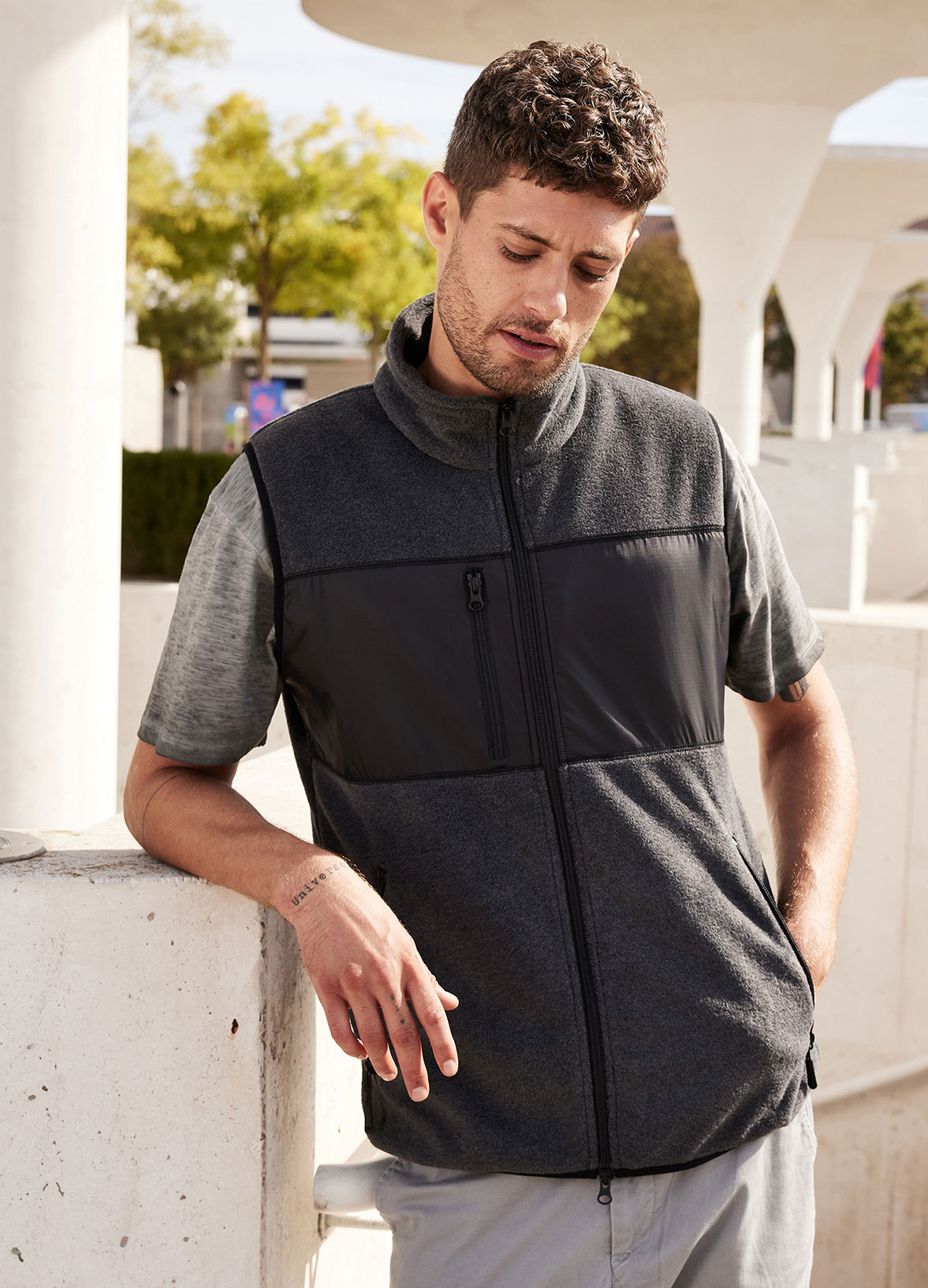 JN1310-foto Men's Fleece Vest James&Nicholson JN1310