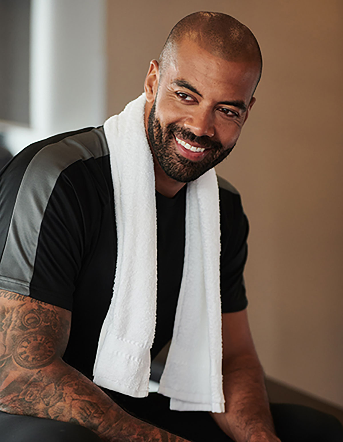 Classic-sports-towel-model white