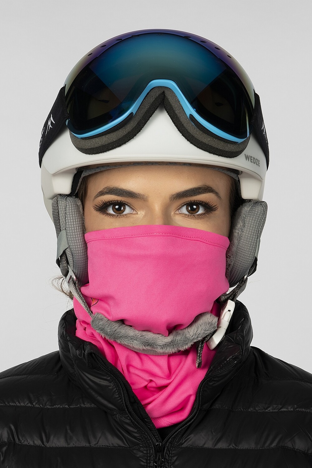 563-DET 197 cyclamen