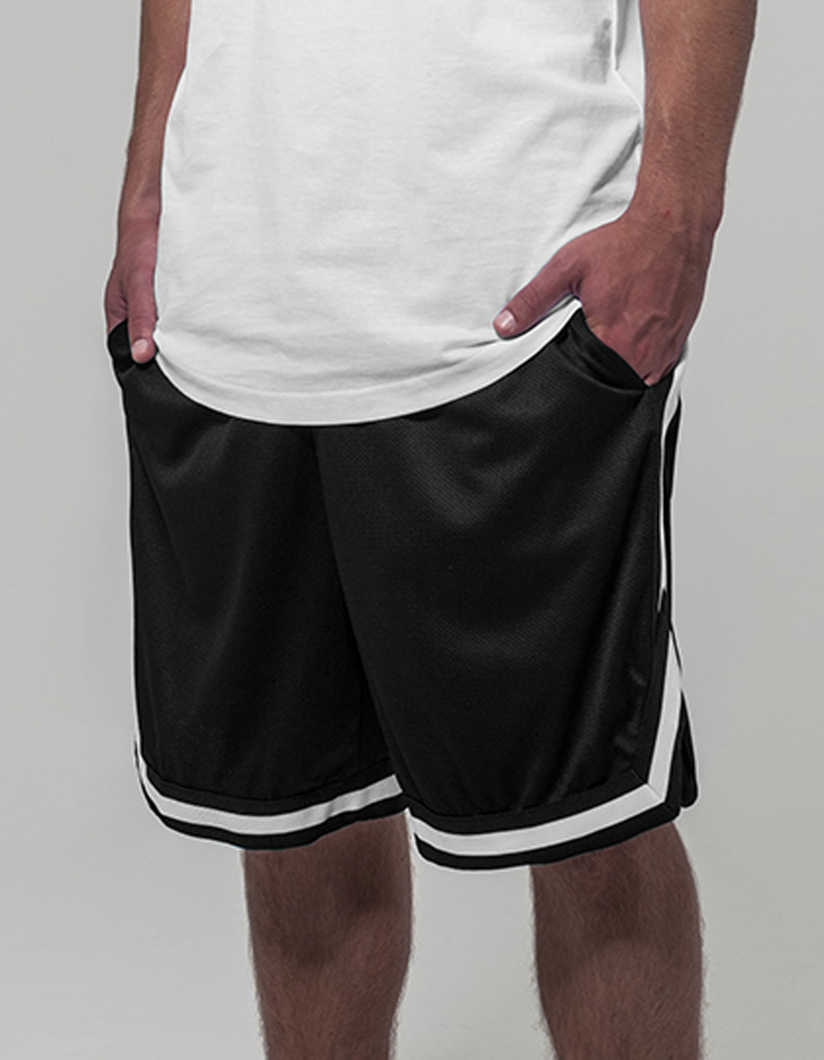 BY047-det1 Two-tone Mesh Shorts BY047