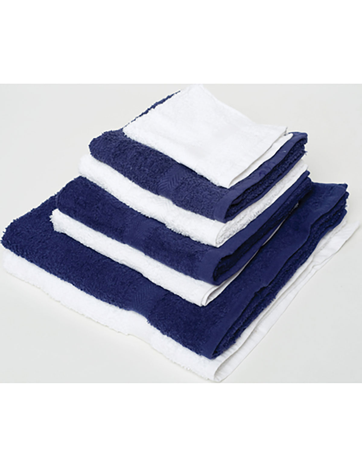Classic-sports-towel-stacked colours