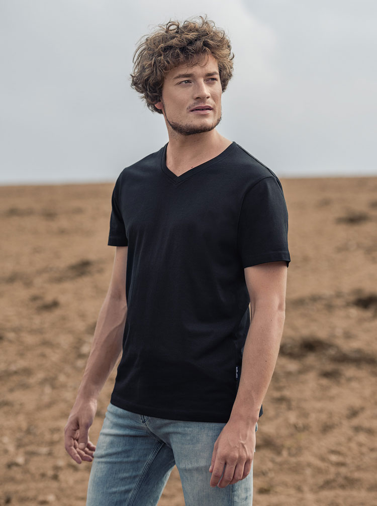 HRM102-foto Men´s Luxury V-Neck Tees HRM 102