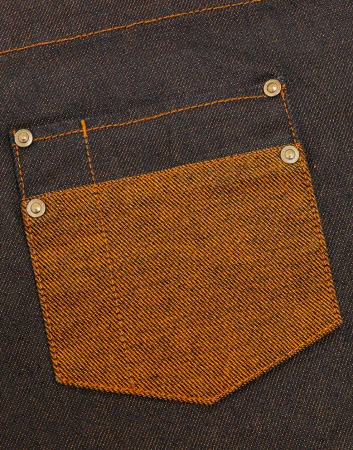 PR136-tan-detail1 Detailansicht black / tan denim