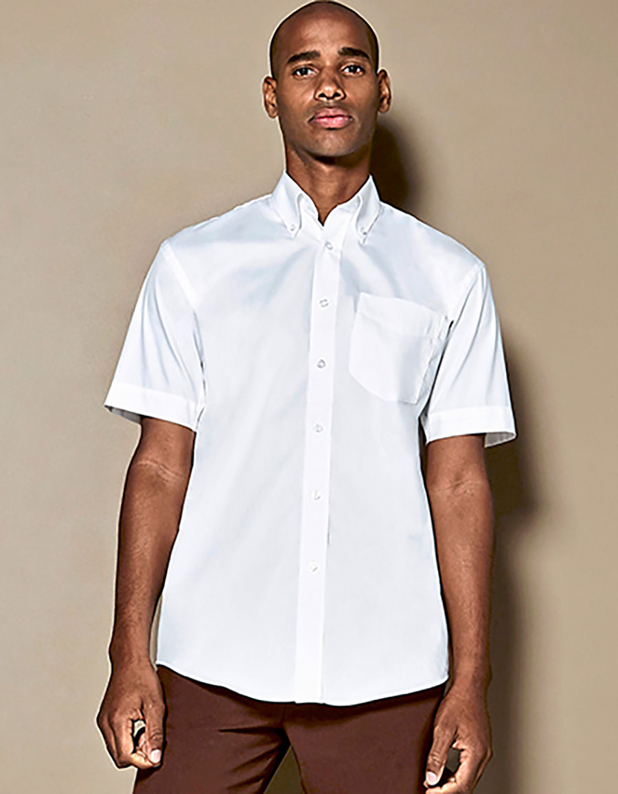 Men`s Classic Fit Corporate Oxford Shirt Short Sleeve Kustom Kit K109 Men`s Classic Fit Corporate Oxford Shirt Short Sleeve Kustom Kit K109