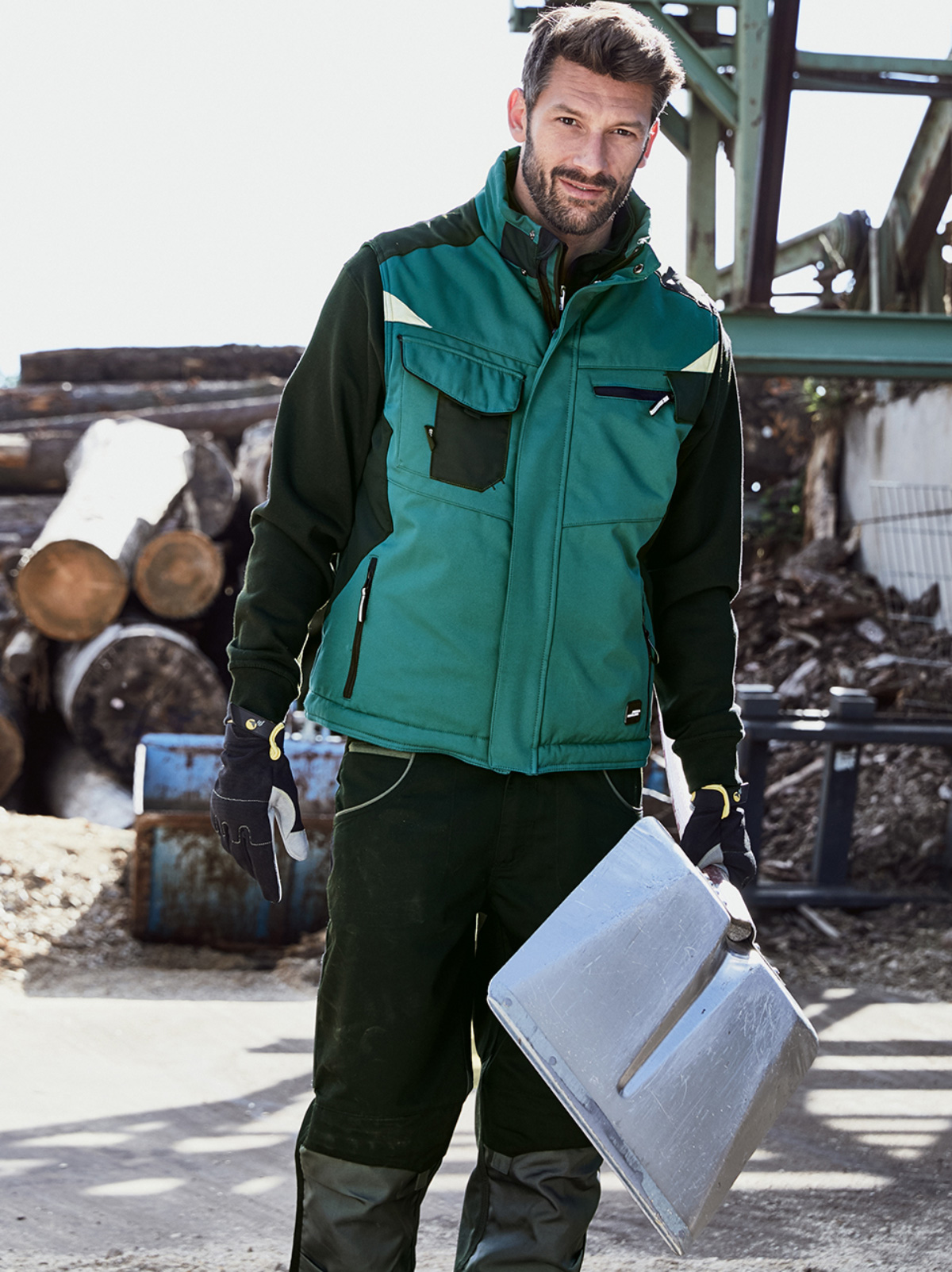 JN825-Foto1 Craftsmen Softshell Vest JN825