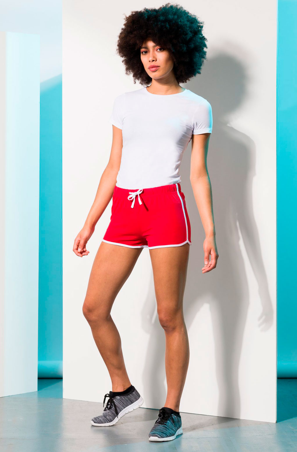 SK069_REDWHITE_SK121WHITE_21_01-scaled