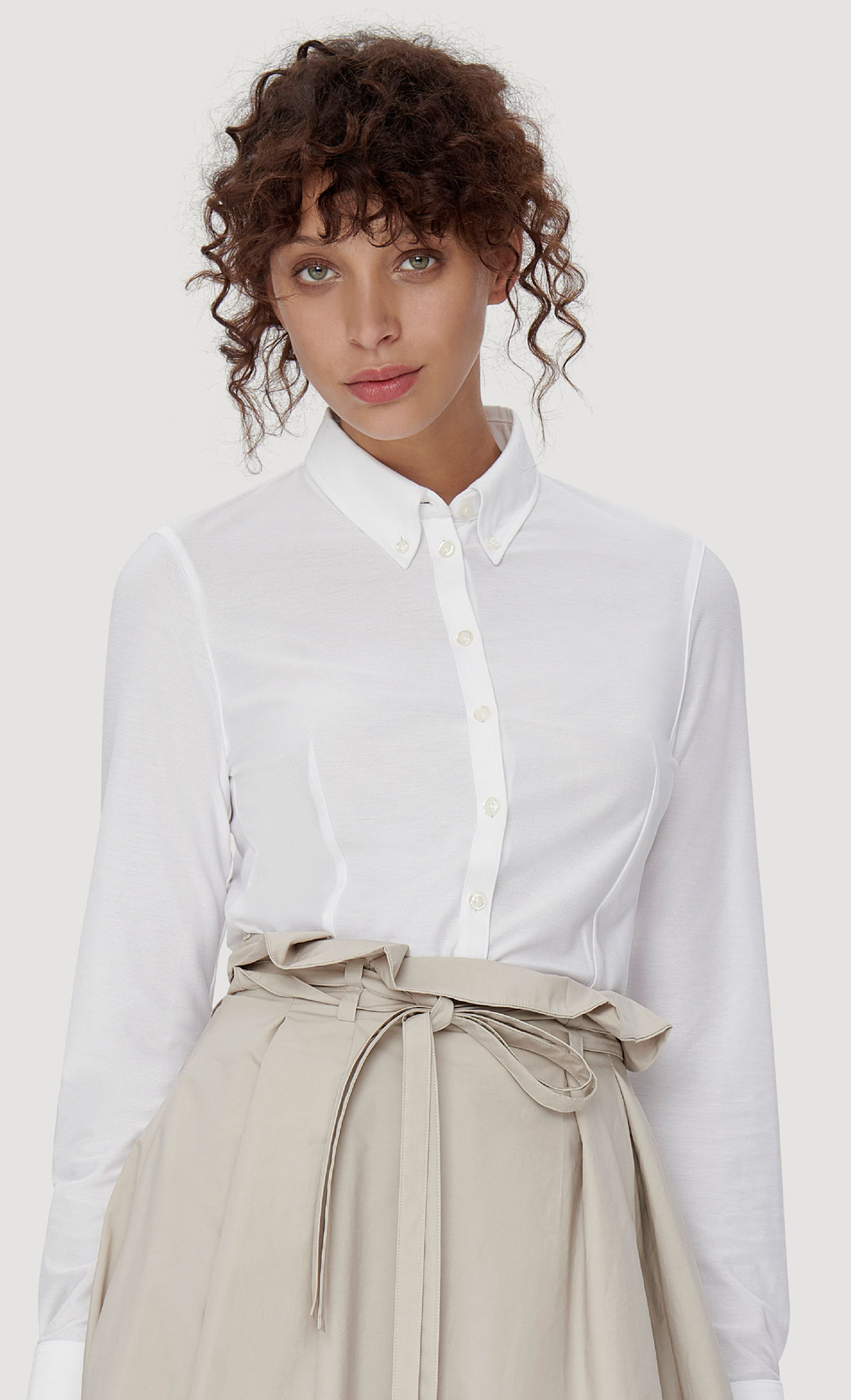0129-Model Hakro Bluse Natural Stretch 0129