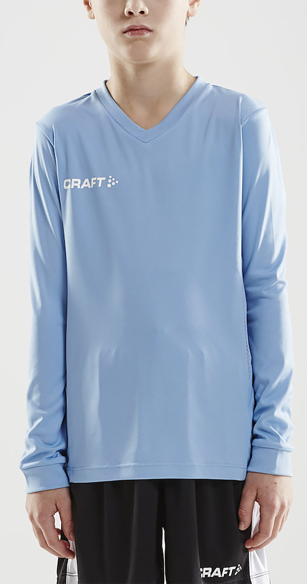 1906886-model MFF blue