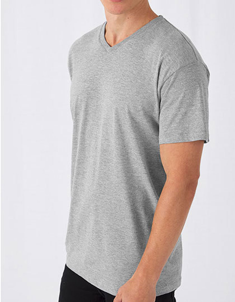 T-Shirt Exact V-Neck B&C TU006 T-Shirt Exact V-Neck B&C TU006