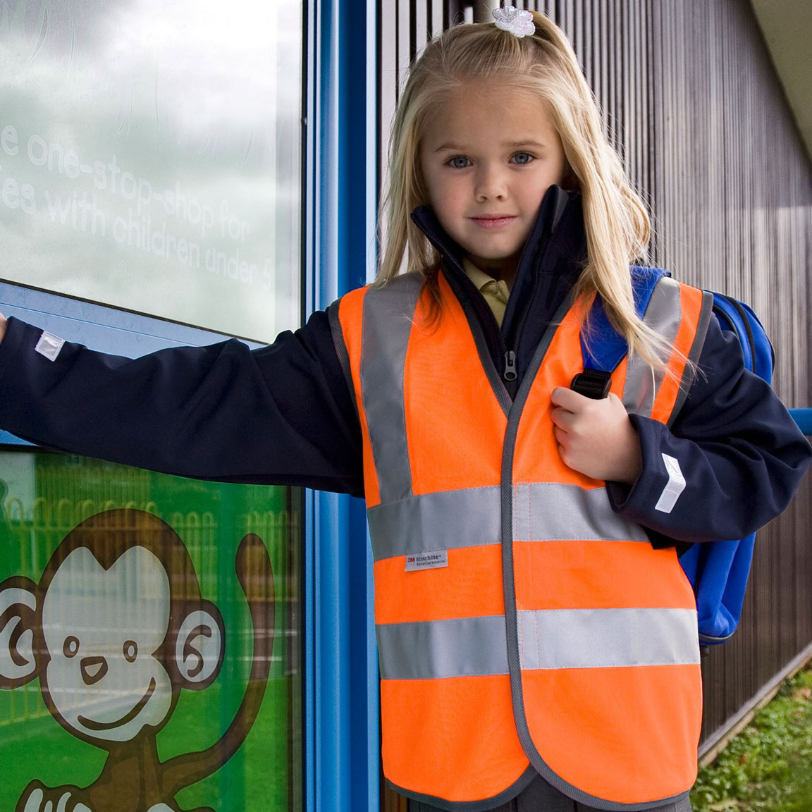 R021J_Schoolwear_2011_cropped